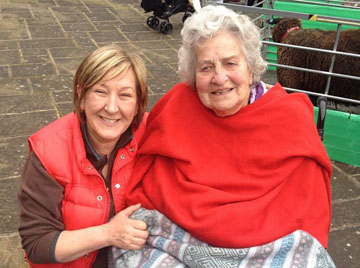 Laurelbank Care Home Mobile Farm visit